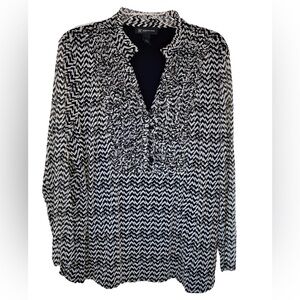 NWT- I.N.C. Apres Glam mini arrow blouse. Size 2X